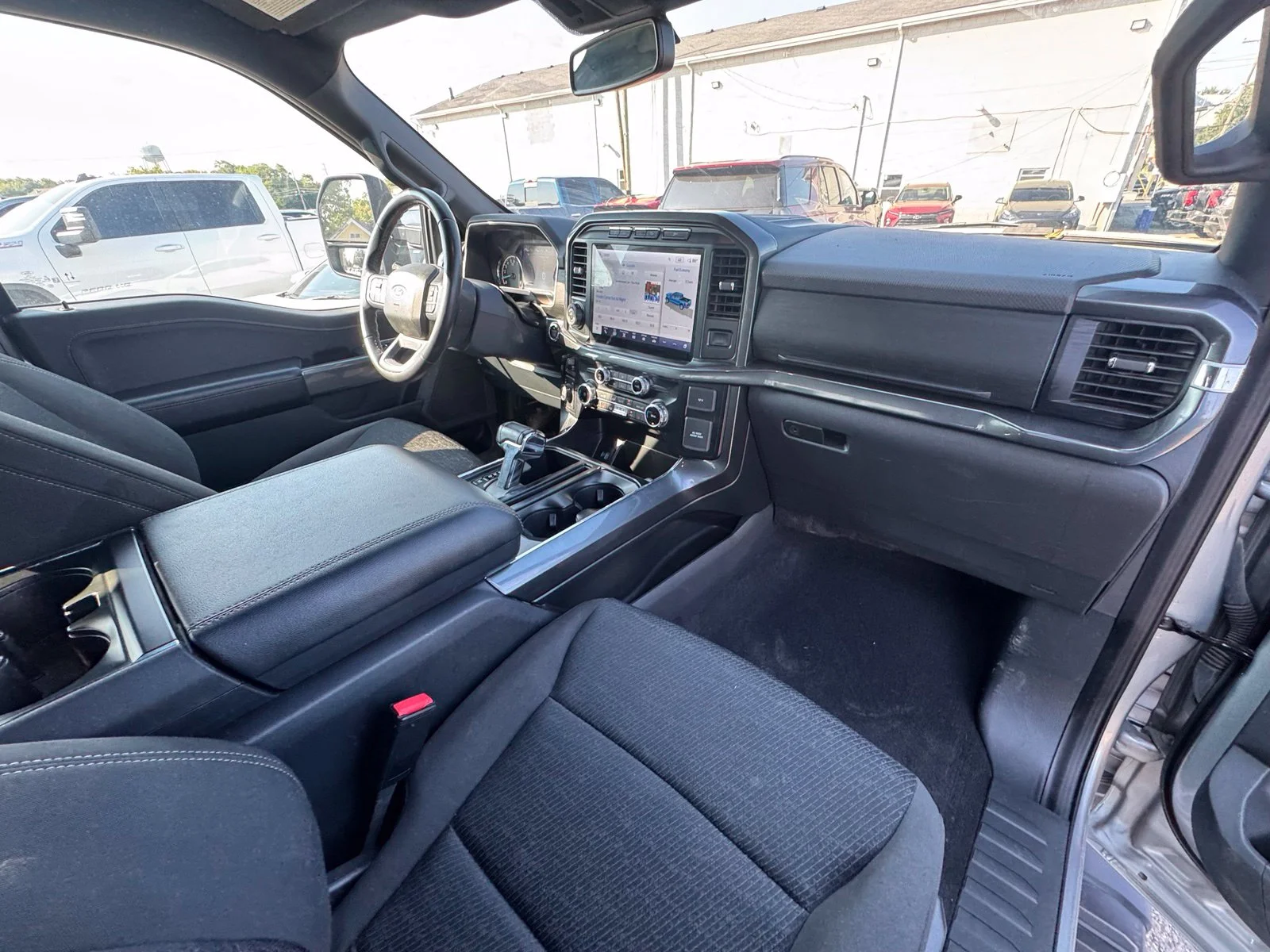 2023 Ford F-150 XLT - Photo 31