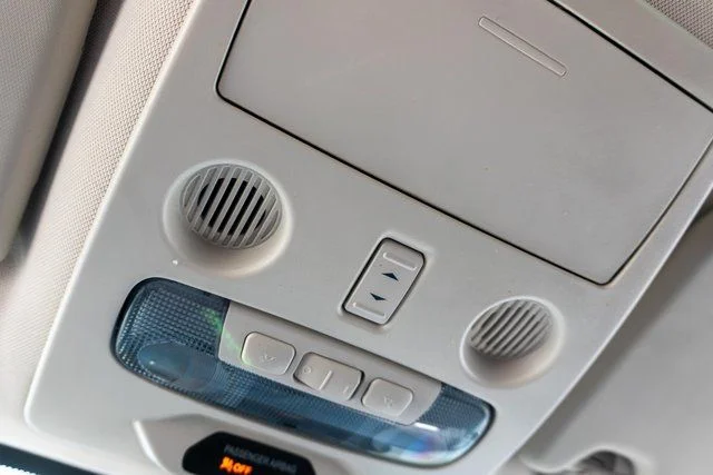 Used 2022 White Ford SE image 29