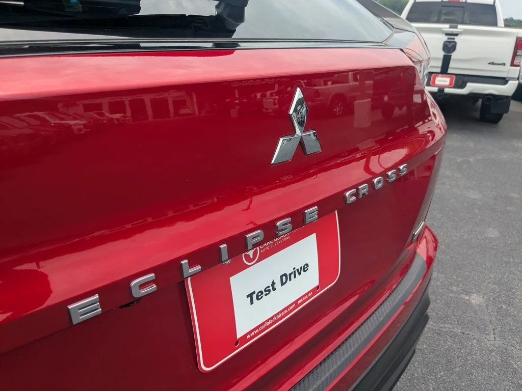Used 2024  Mitsubishi LE image 29