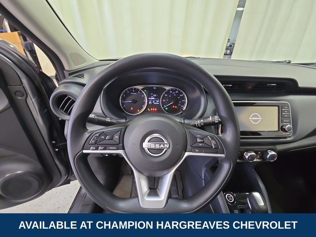 Used 2022 Gun Metallic Nissan S image 14