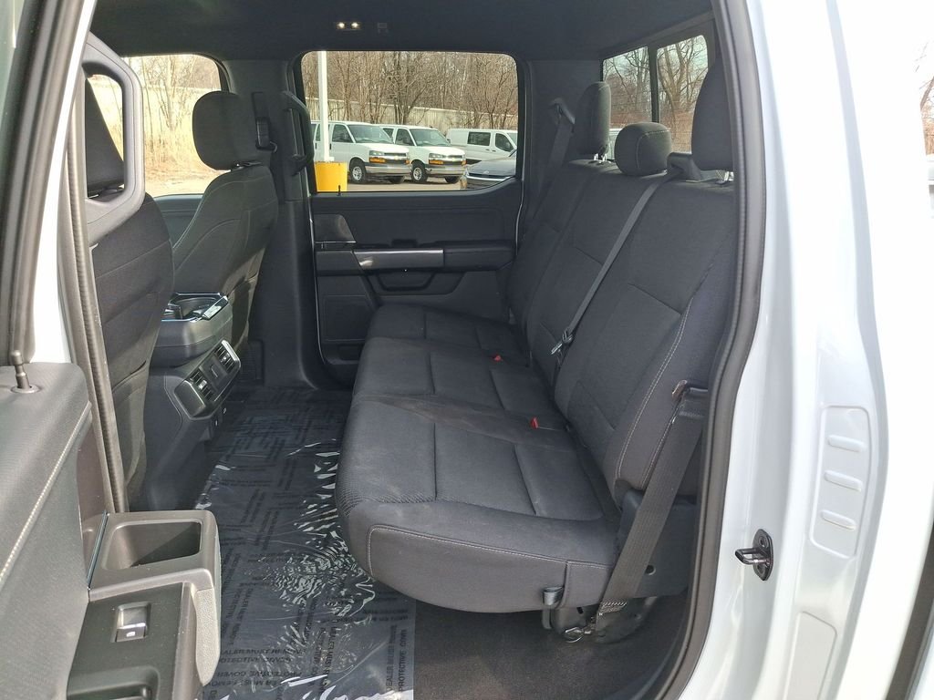 Used 2022 White Ford XLT image 23