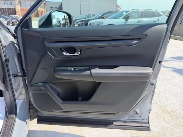 Used 2024  Honda EX image 18