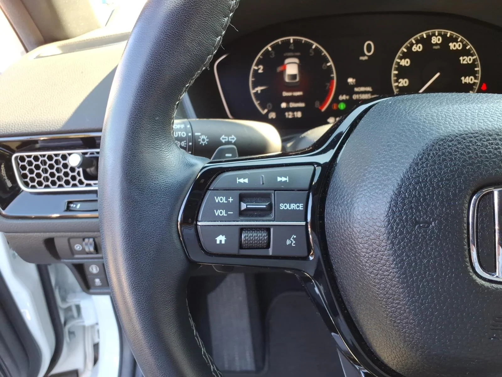 2024 Honda Civic Hatchback Sport - Photo 11