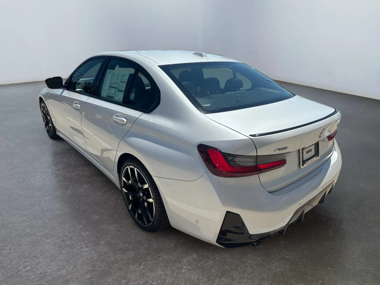 New 2026 Mineral White Metallic BMW 330i NA xDrive image 17