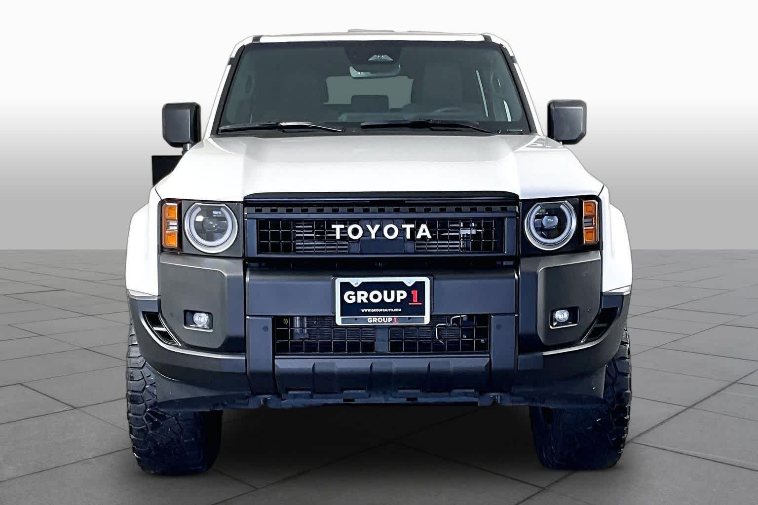 Used 2025 Ice Cap Toyota 1958 image 4