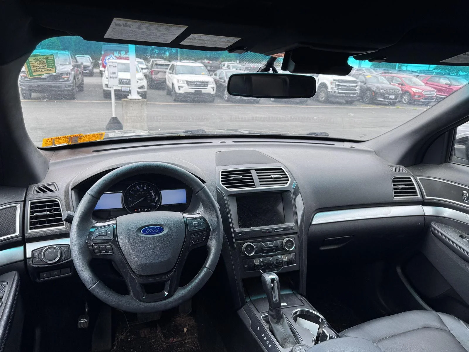 Used 2017 Magnetic Ford XLT image 10