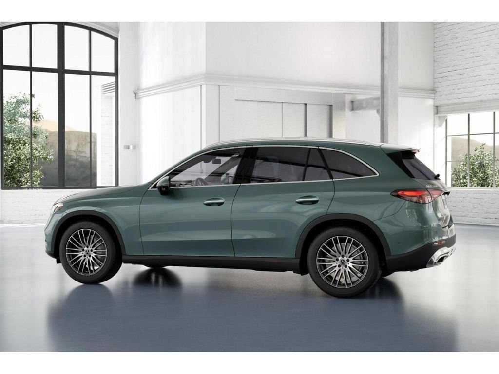 Used 2026 Silver Mercedes-Benz GLC 300 4MATIC® image 32