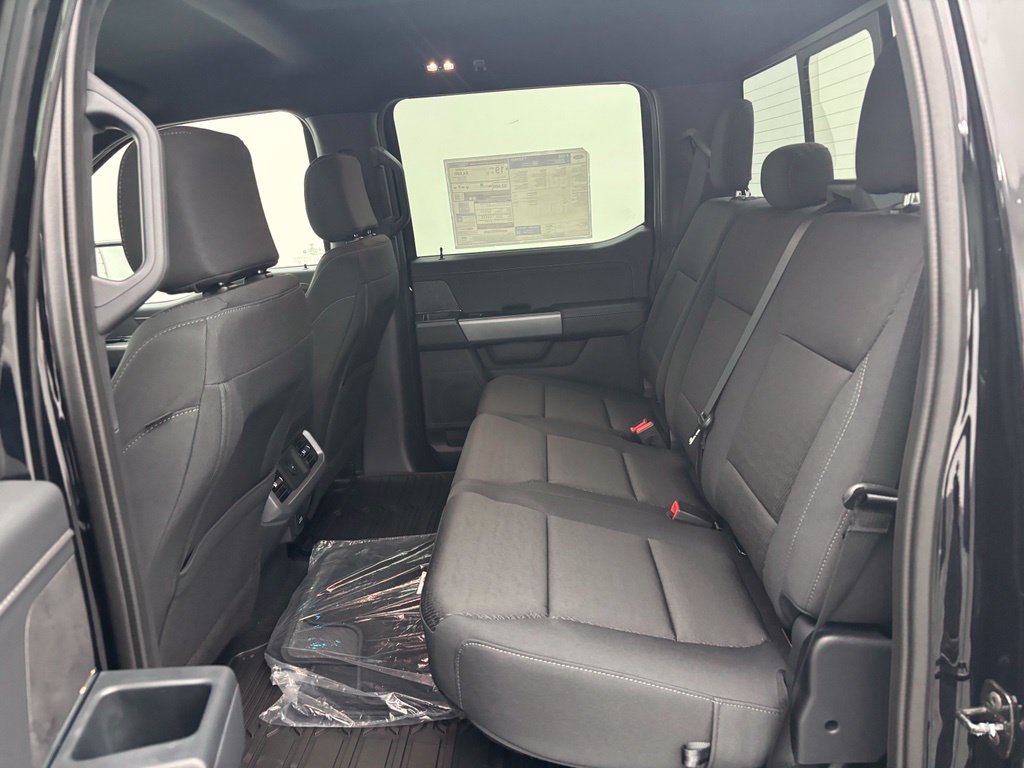 New 2026 Black Ford XLT image 38