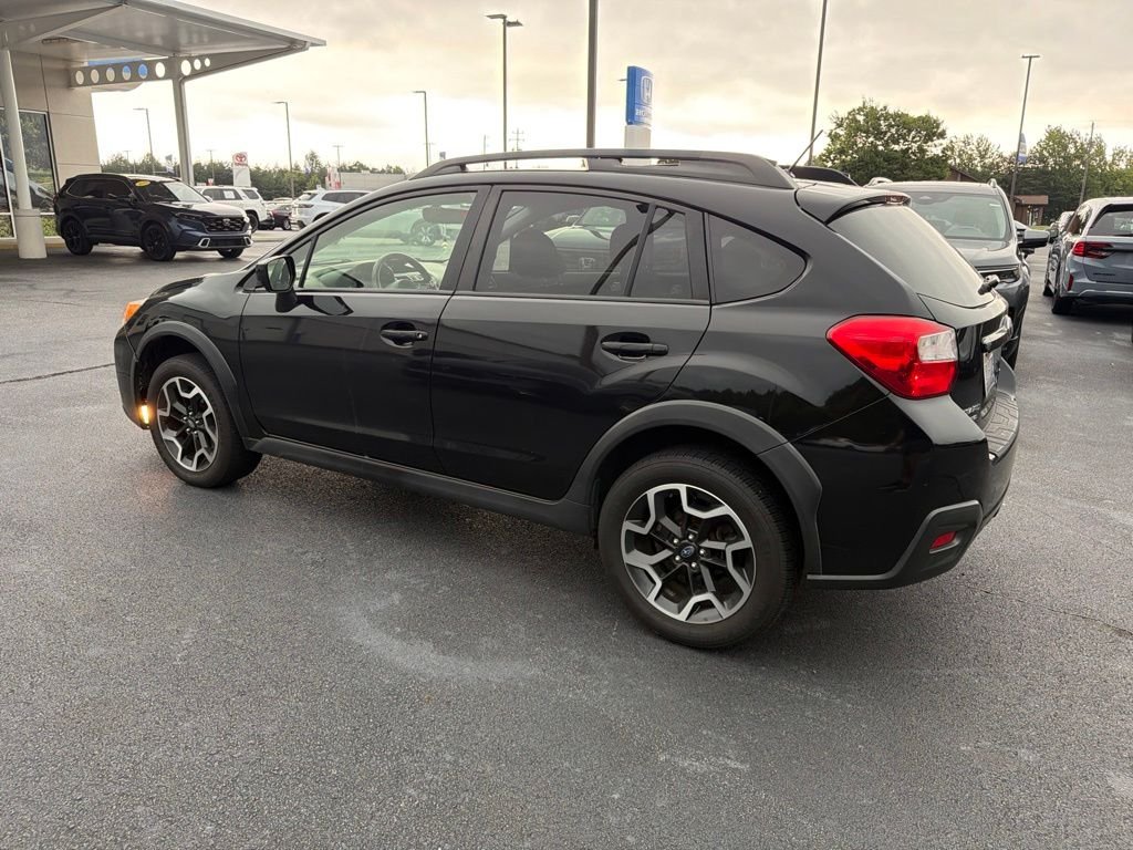 Used 2017 Black Subaru 2.0i Premium image 5