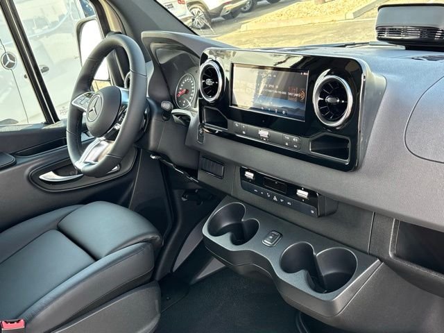 New 2026 Pebble Gray Mercedes-Benz Cargo 170 WB image 26