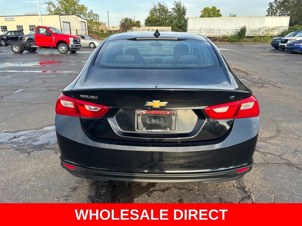 Used 2018 Mosaic Black Metallic Chevrolet LT image 4