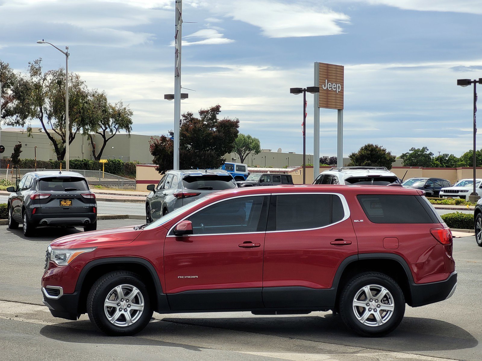 Used 2019 Red Quartz Tintcoat GMC SLE image 7