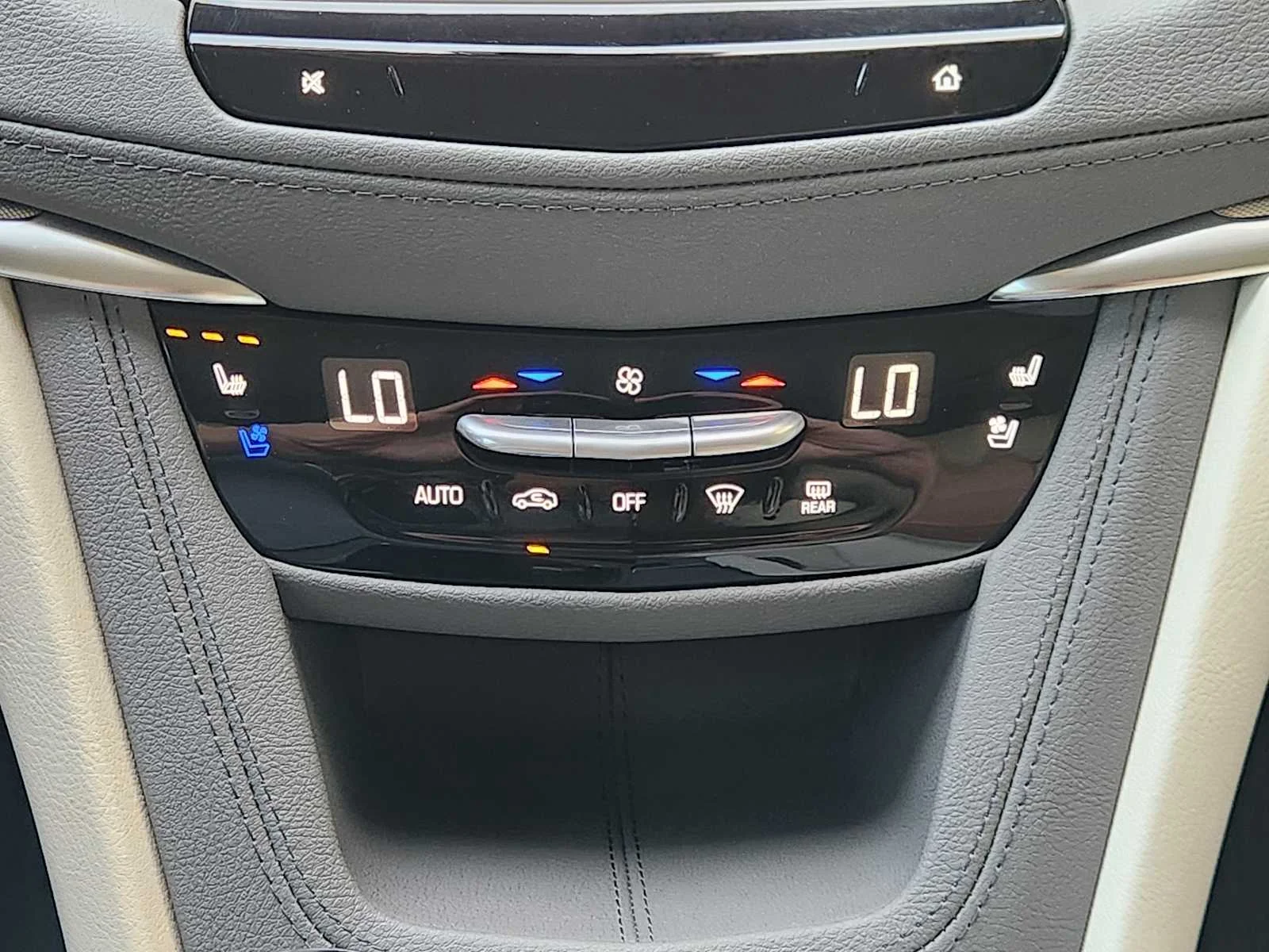 2026 Cadillac XT5 Premium Luxury - Photo 13