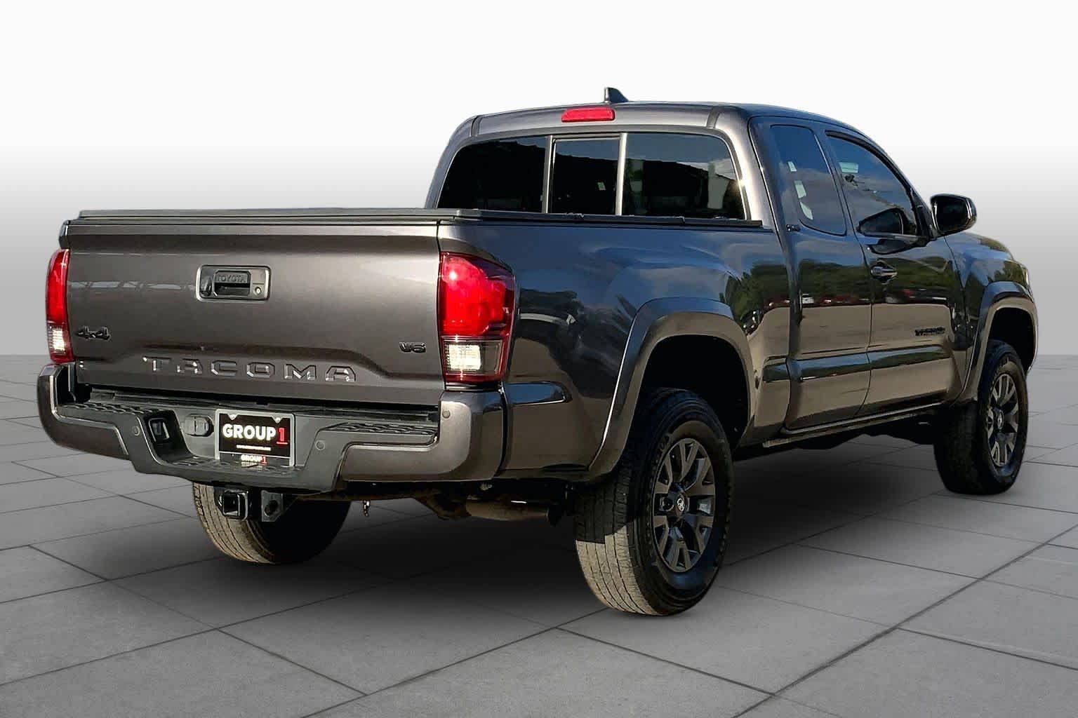Used 2022 Magnetic Gray Metallic Toyota SR5 image 13