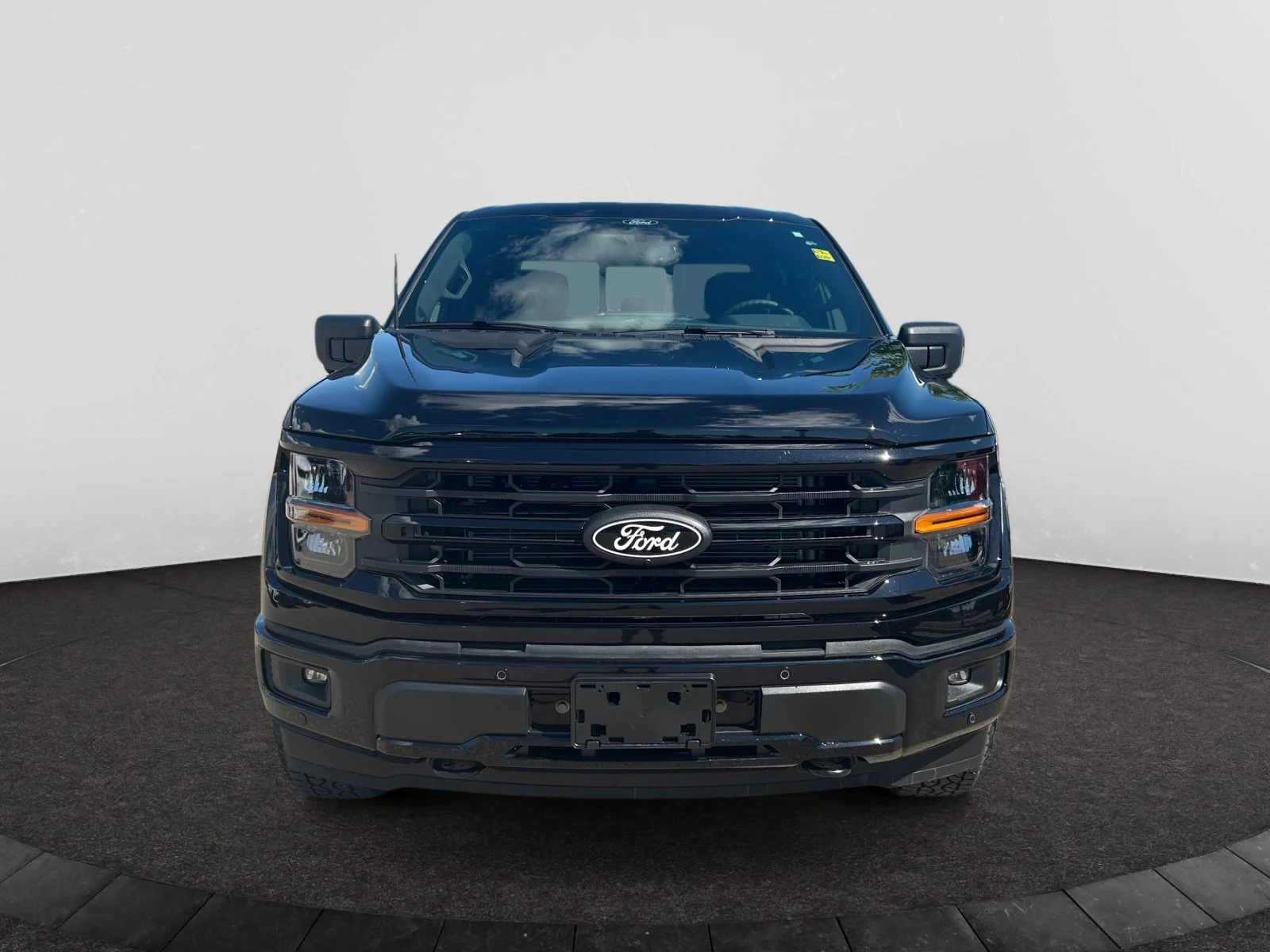 New 2026 Agate Black Metallic Ford XLT image 8