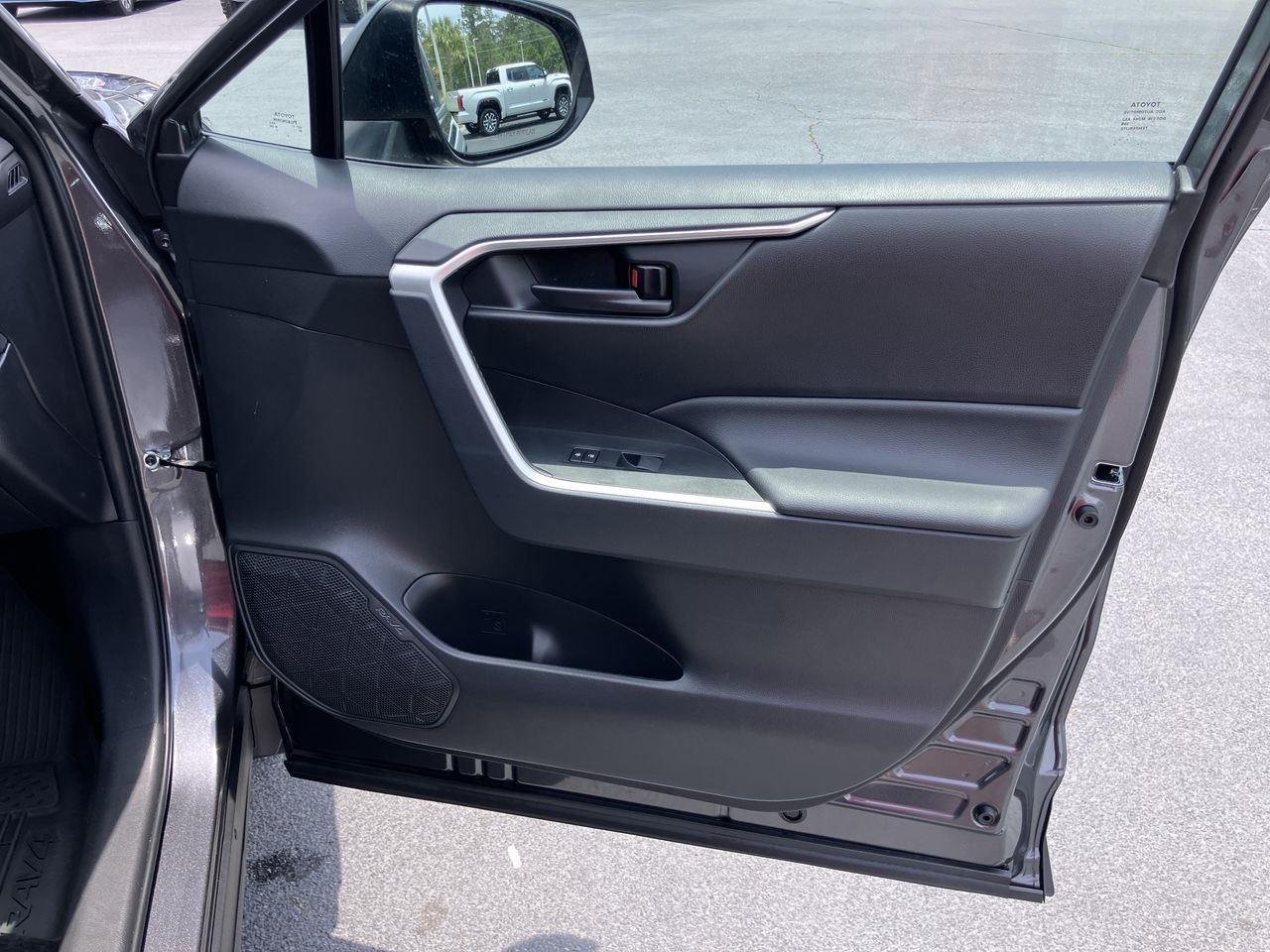 Used 2025 Gray (Magnetic Gray Metallic) Toyota LE image 31
