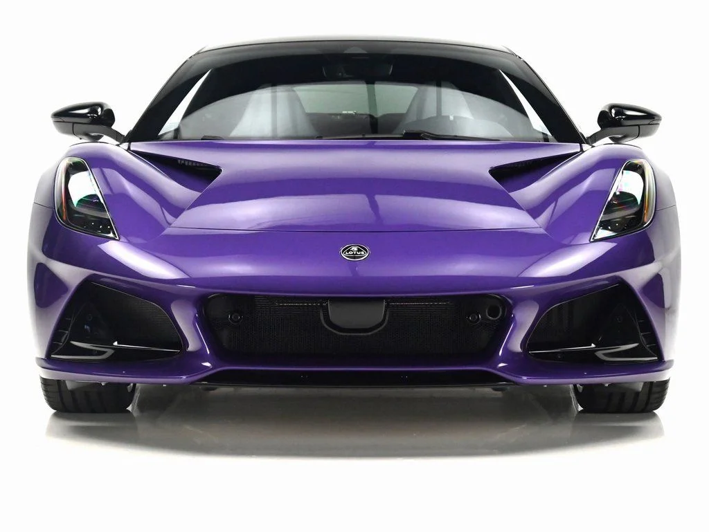 2026 Lotus Emira - Photo 33