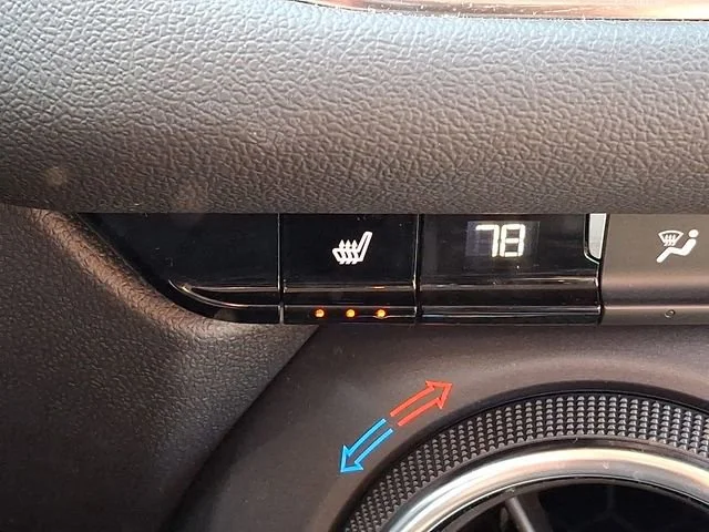 2025 Chevrolet Blazer 2LT - Photo 12