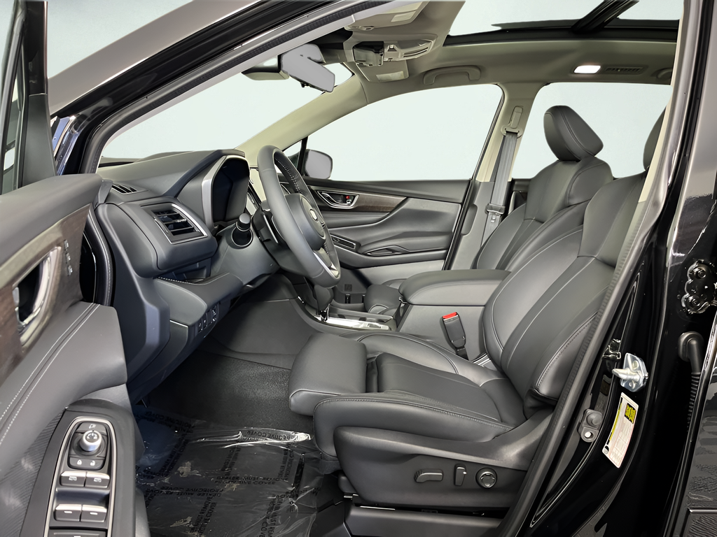 New 2026 CRYSTAL BLACK SILICA Subaru Touring 7-Passenger image 9
