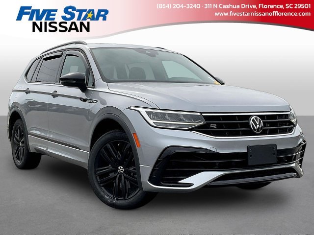 Used 2022 Silver Volkswagen 2.0T SE R-Line Black image 1