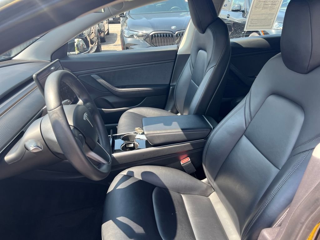 Used 2020 Black Tesla Long Range image 7