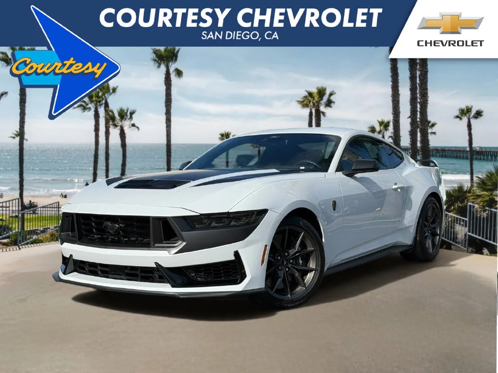Used 2025 White Ford Dark Horse image 1