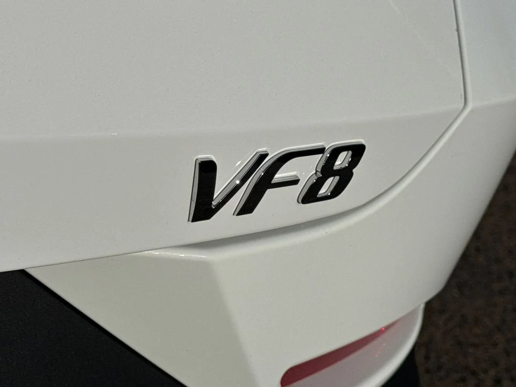 2025 VinFast VF 8 Plus - Photo 13