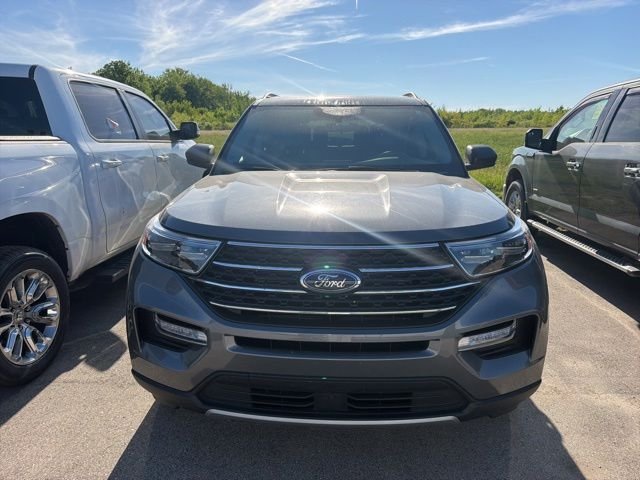 Certified Used 2023 Carbonized Gray Metallic Ford XLT image 2