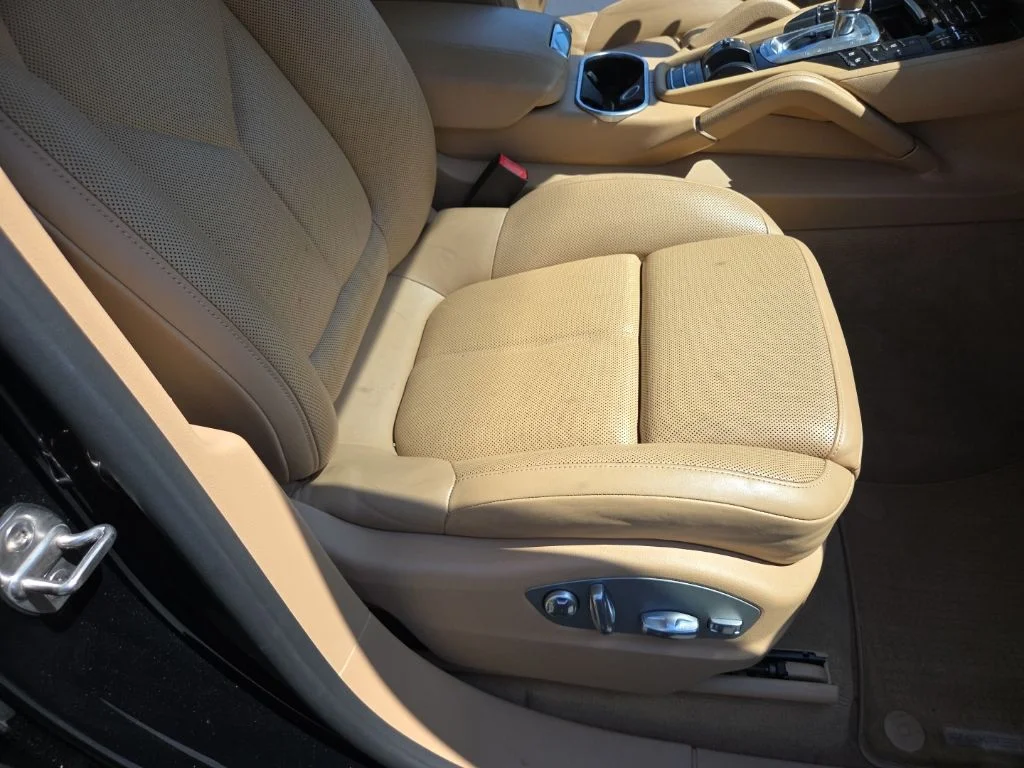 Used 2014 Black Porsche Base image 14