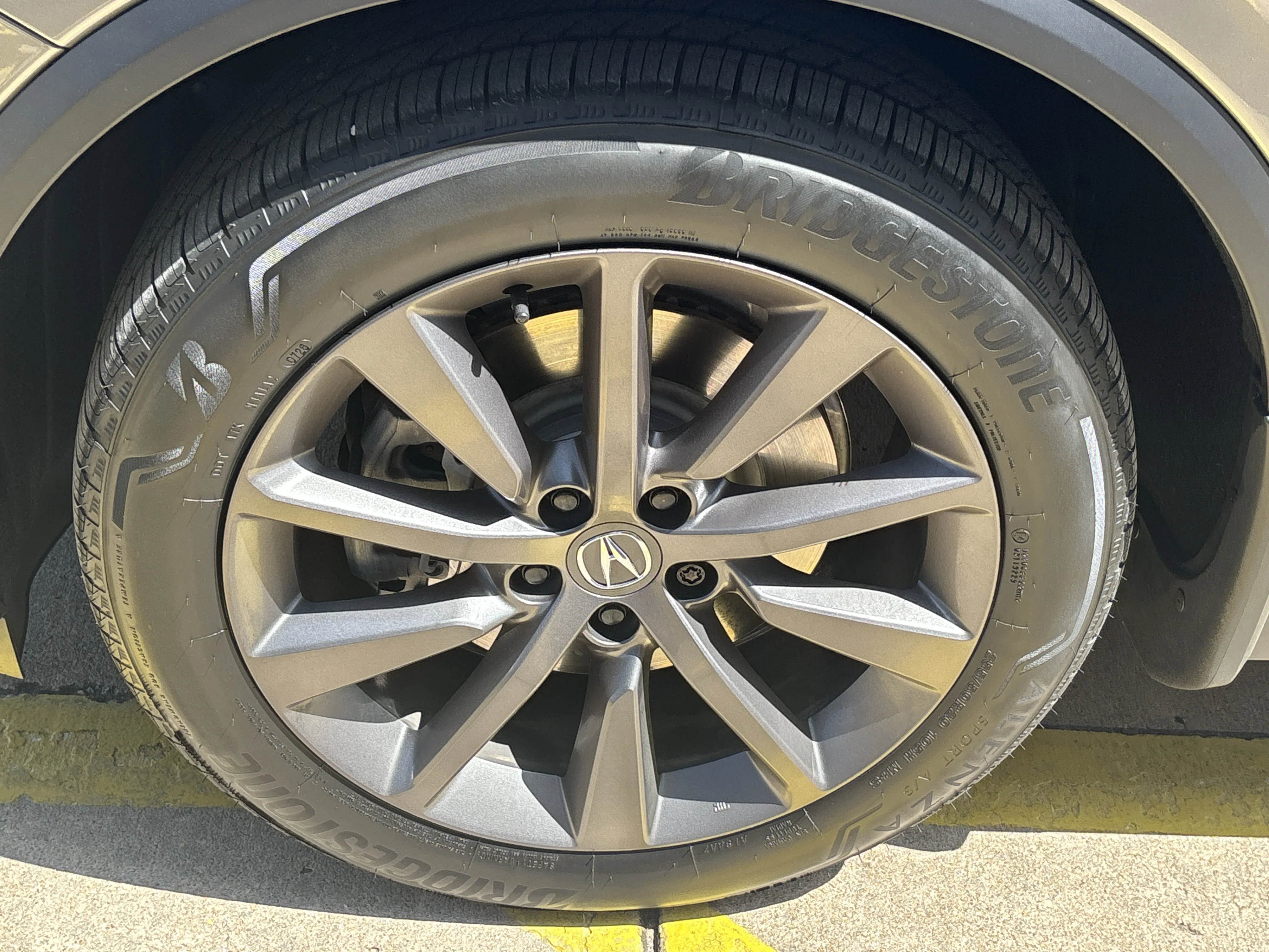 Used 2025 Liquid Carbon Metallic Acura w/A-Spec Package image 13