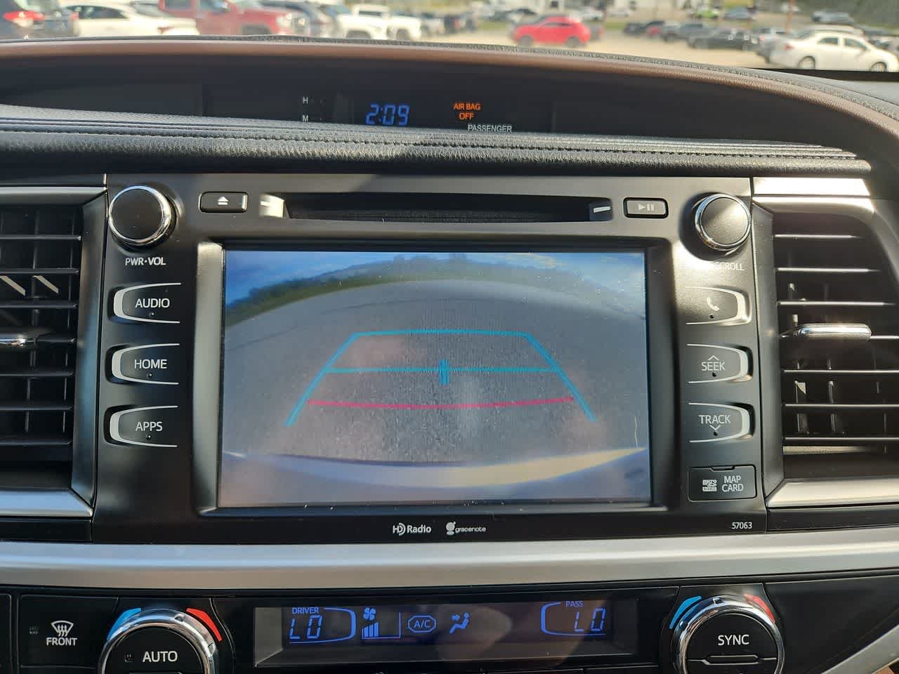 Used 2015 Silver Sky Metallic Toyota XLE image 37