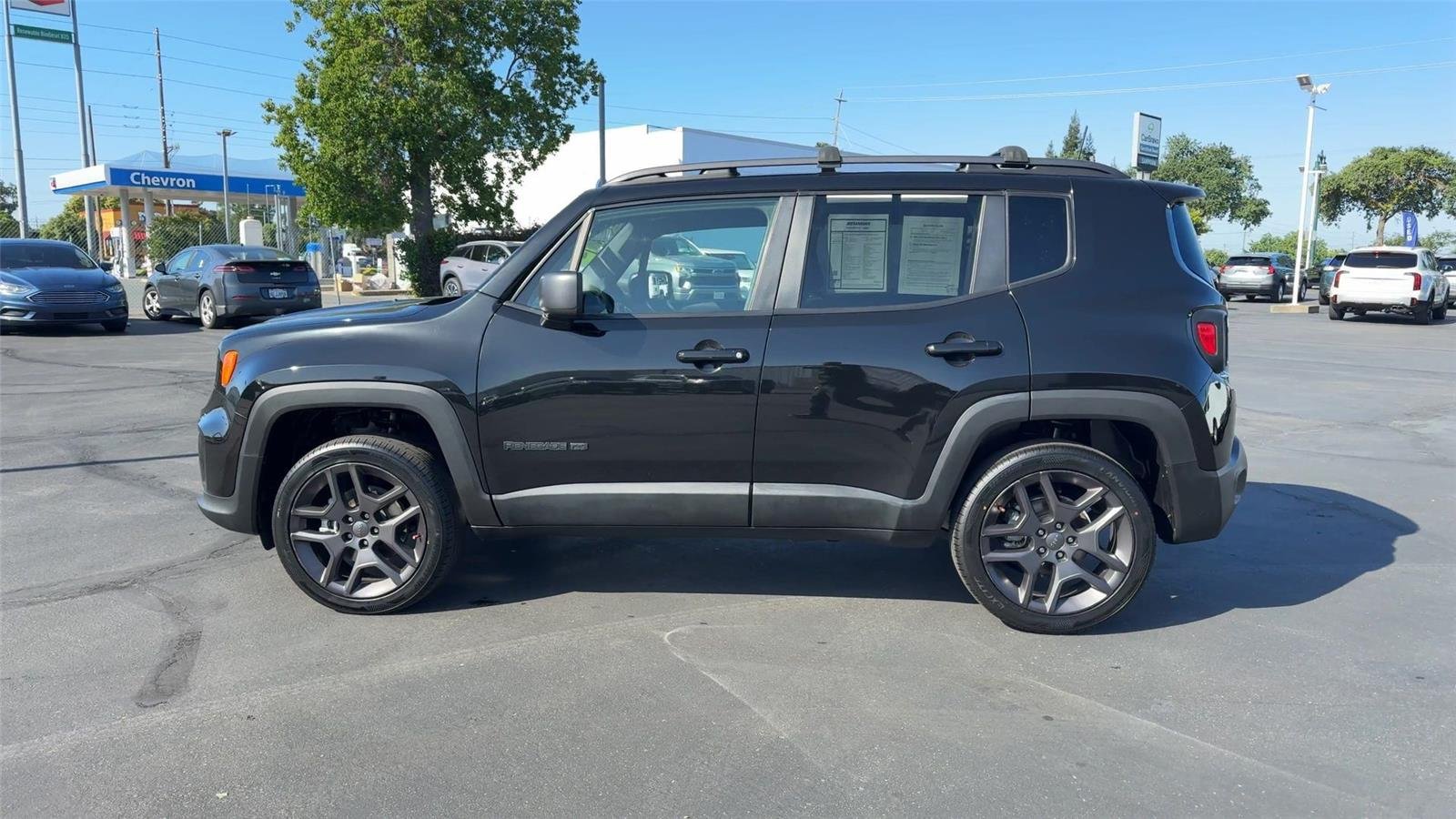 2021 Jeep Renegade 80TH Edition - Photo 8