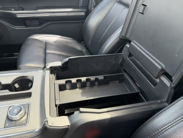 Used 2021 White Metallic Ford XLT image 24