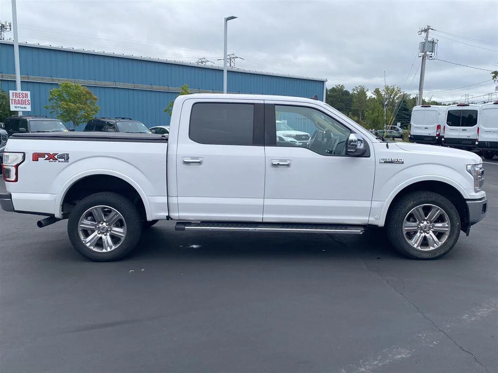 Used 2020 Oxford White Ford LARIAT image 12