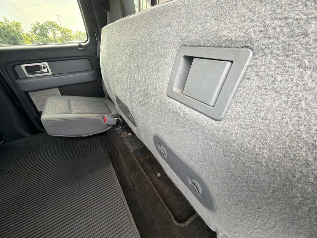 Used 2011 Silver Ford XLT image 48