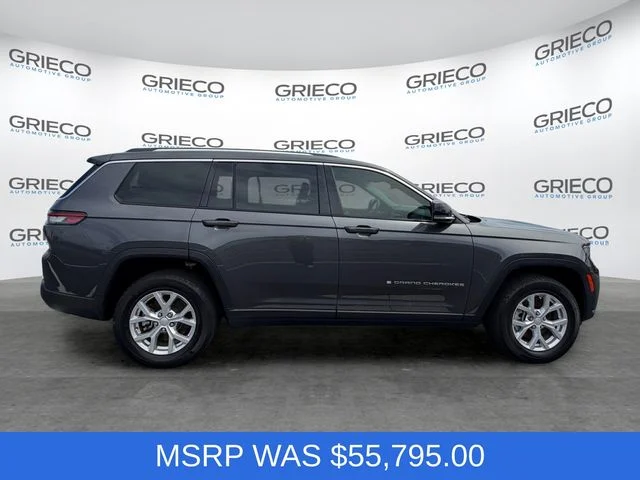 Used 2023 Gray Jeep Limited image 8