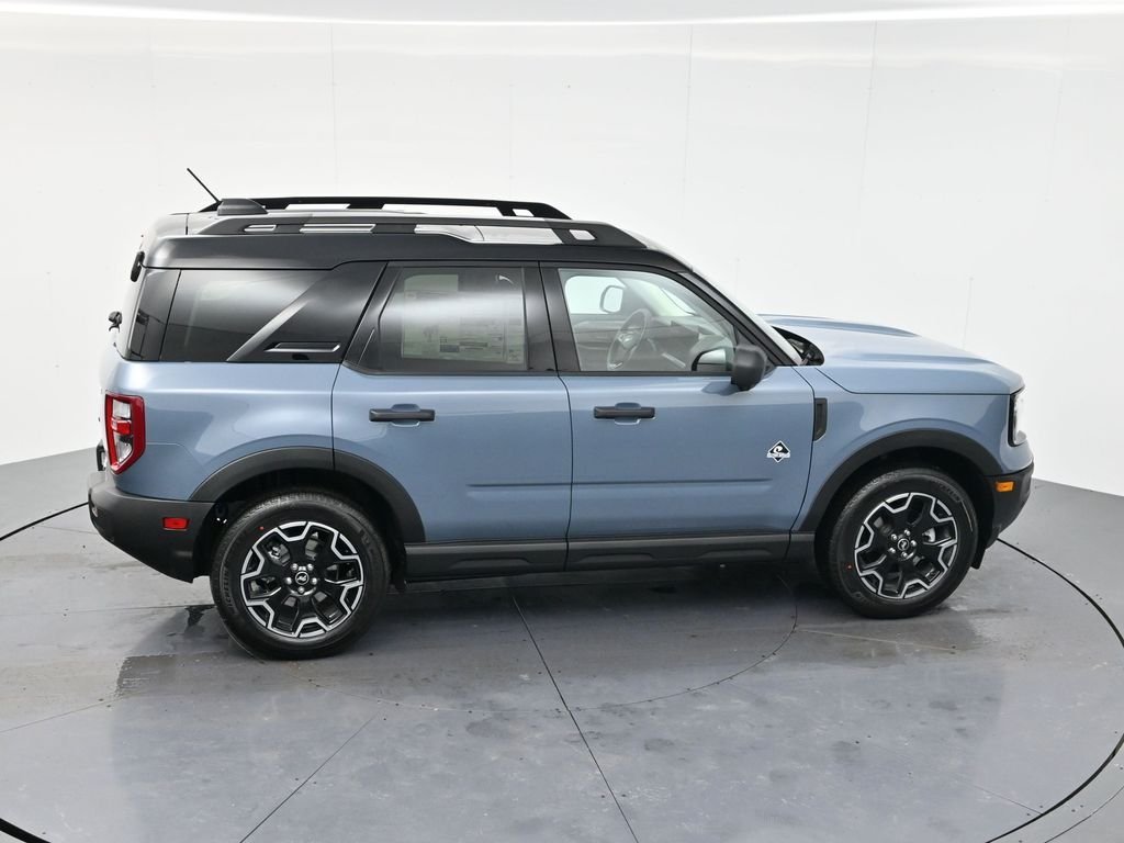 New 2026 Azure Gray Metallic Tri-Coat Ford Outer Banks® image 37