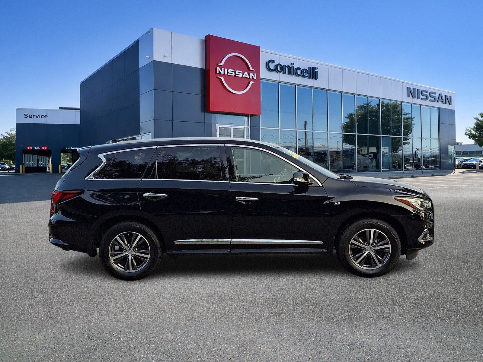 Used 2019 Black Obsidian INFINITI LUXE image 6