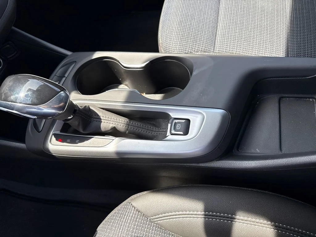 New 2026 Summit White Buick Preferred image 24