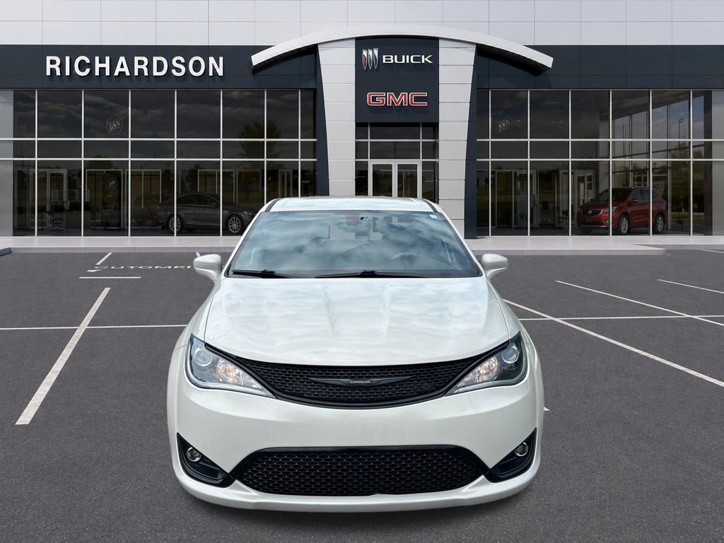2020 Chrysler Pacifica Touring - Photo 9