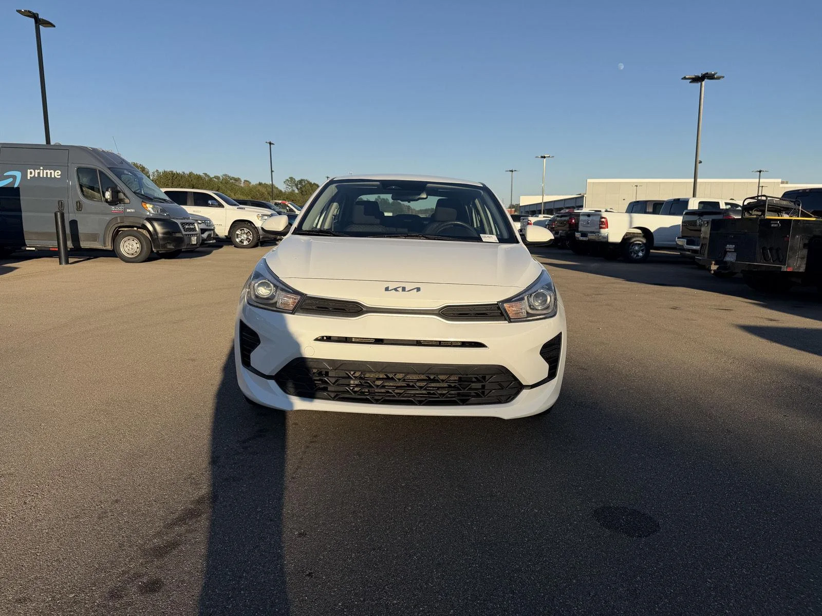 Used 2022 Clear White Kia S image 2