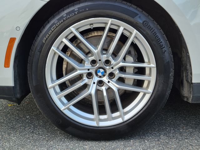 Used 2025 White Metallic BMW 530i image 14