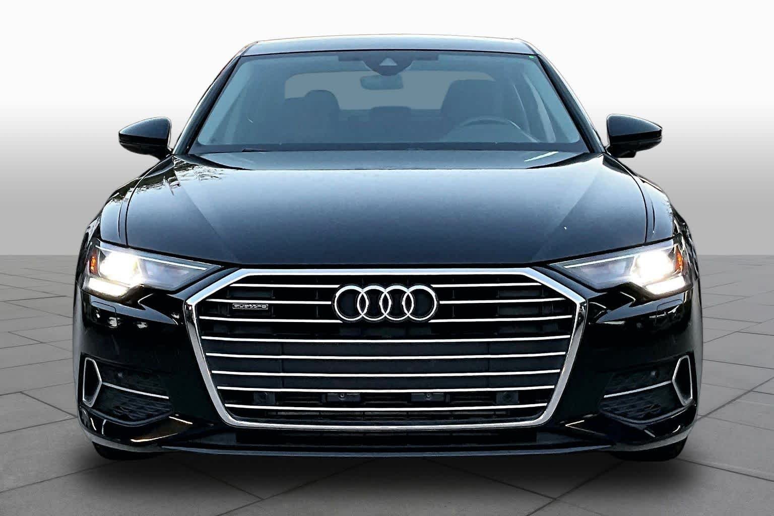 Used 2019 Mythos Black Metallic Audi Premium image 4