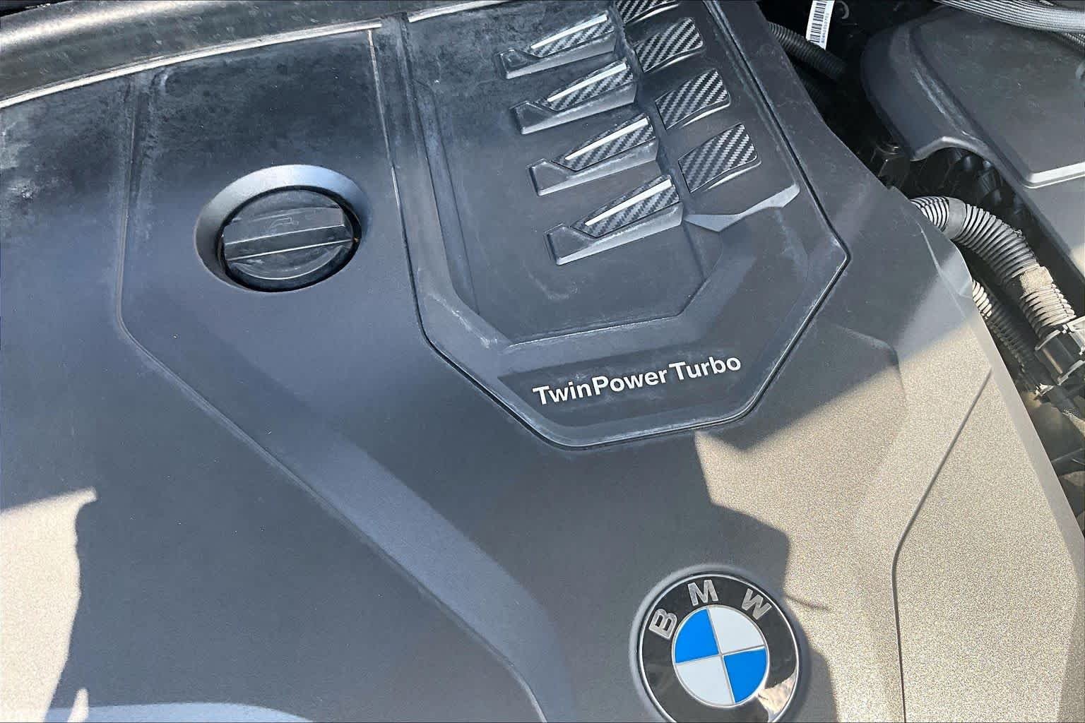 Certified Used 2025 Dark Graphite Metallic BMW xDrive30i image 34