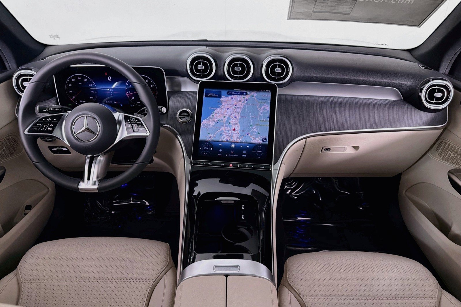 New 2026 Cirrus Silver Metallic Mercedes-Benz GLC 300 SUV image 11
