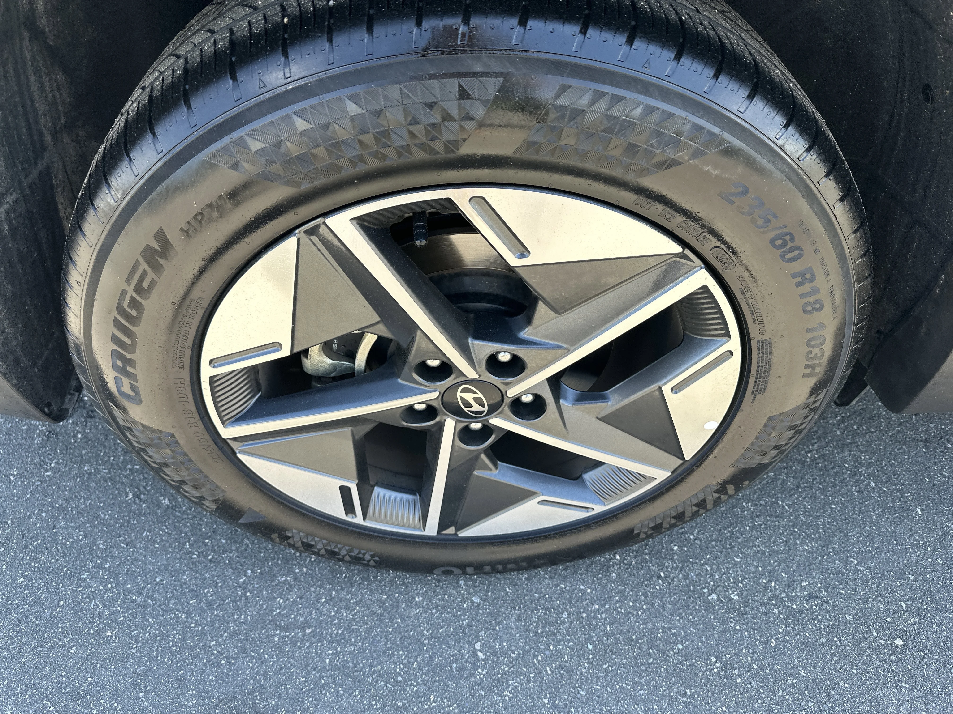 Used 2025 Ecotronic Gray Hyundai SEL image 30