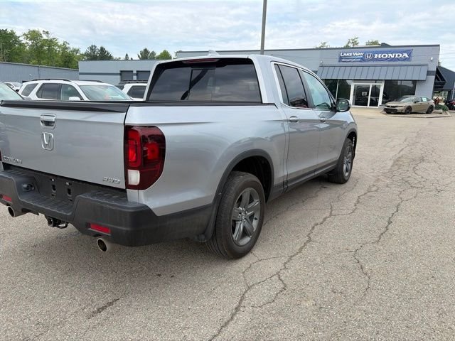 Used 2023 Lunar Silver Metallic Honda RTL image 7