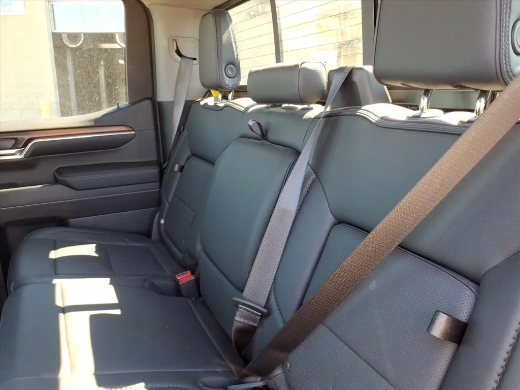Used 2024 Black GMC Denali image 11