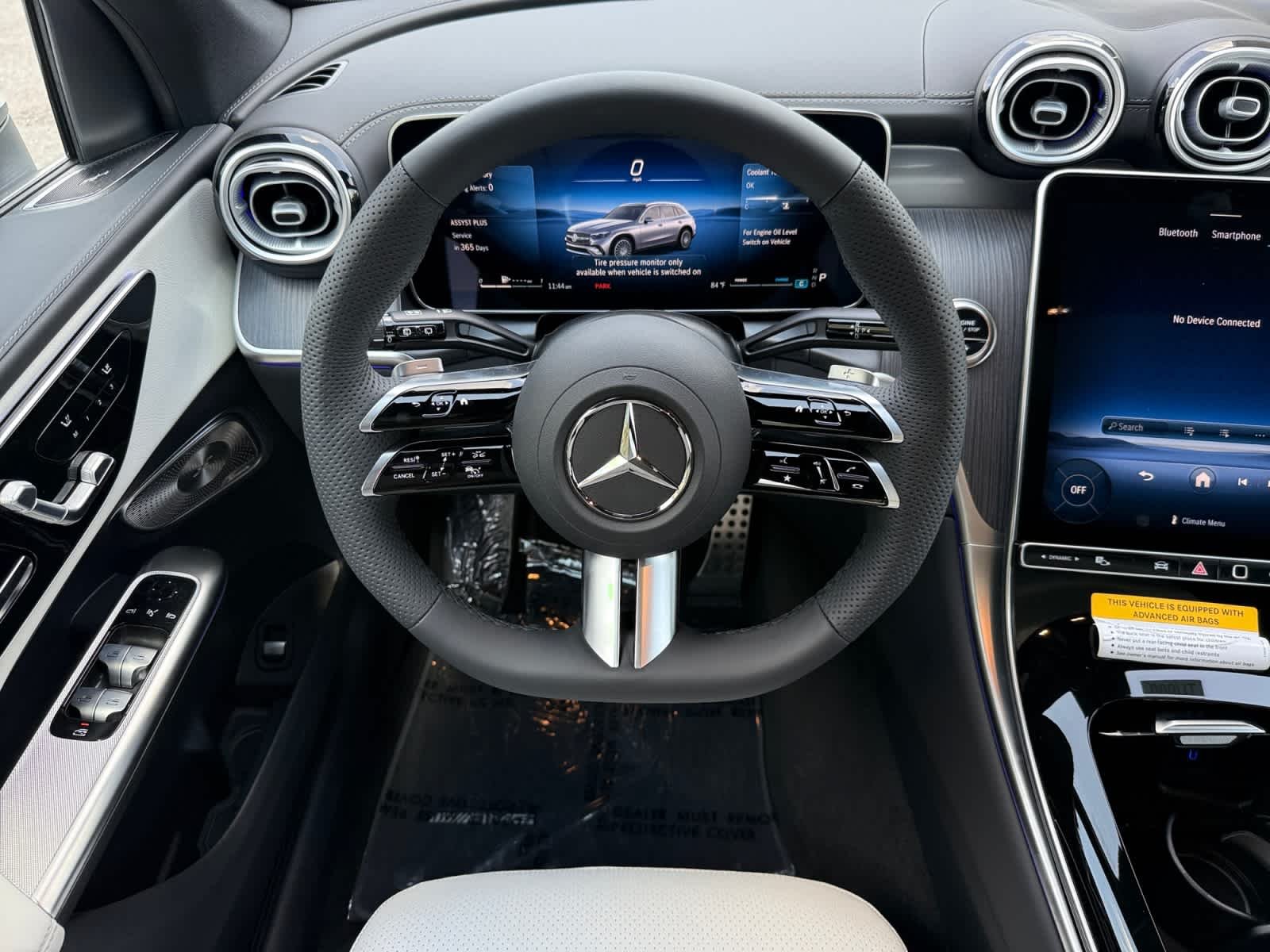 New 2027 Polar White Mercedes-Benz GLC 300 image 14