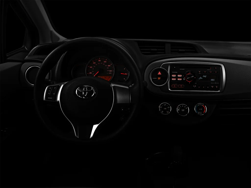 Used 2013 Blue Toyota LE image 47